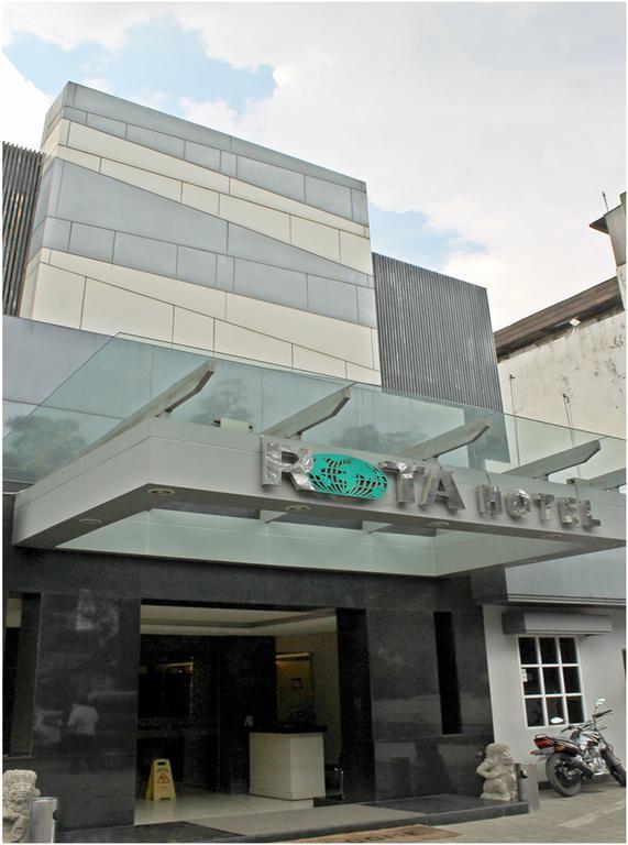 Rota International Hotel Jakarta Exterior foto